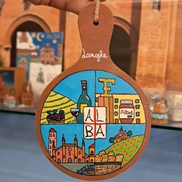 Tagliere ALBA – illustrazioni simboliche del territorio